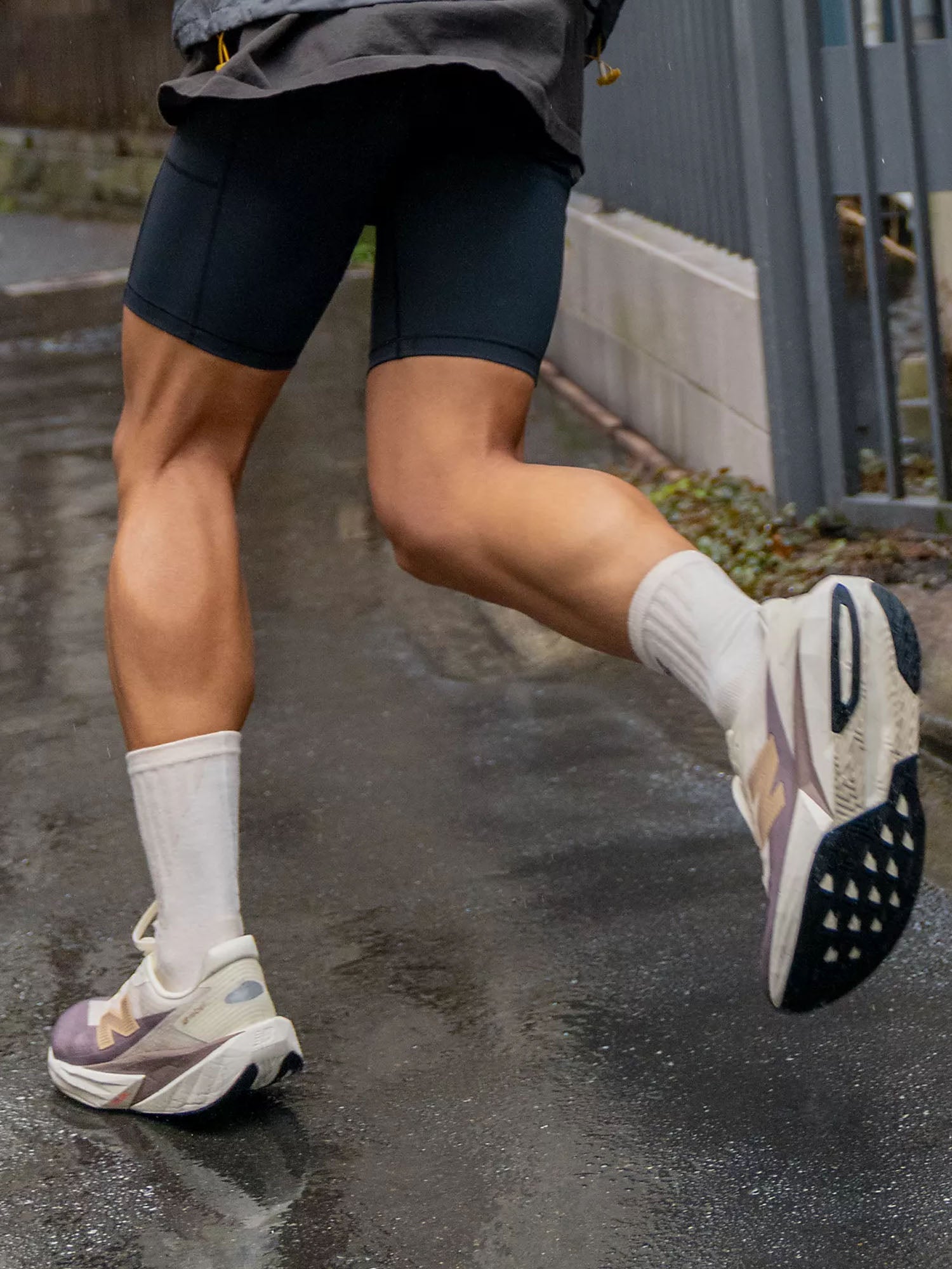 New Balance FuelCell Rebel V5 Scarpe Beige