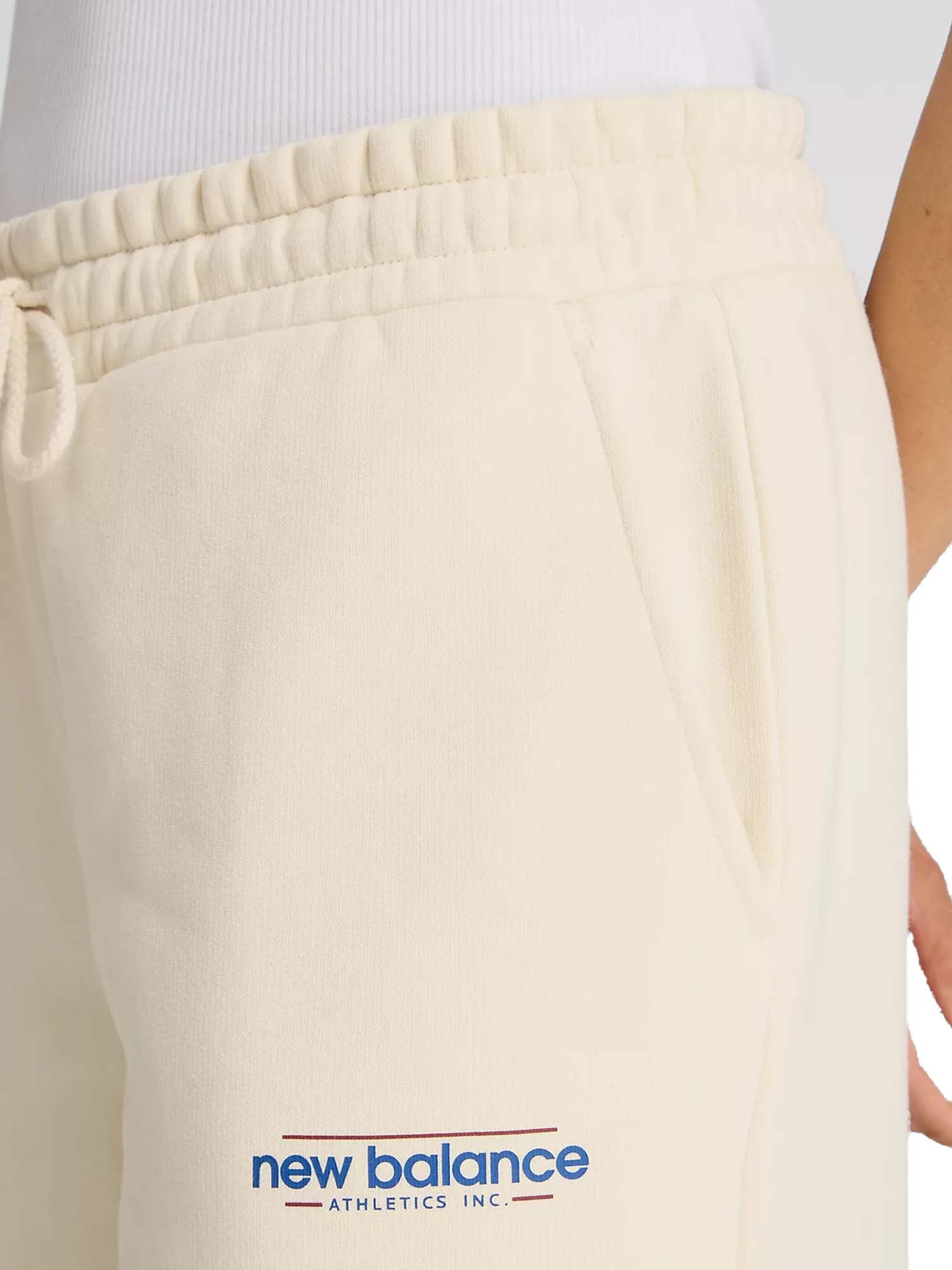 New Balance Pantaloni a gamba larga in pile rivisitati Bianco