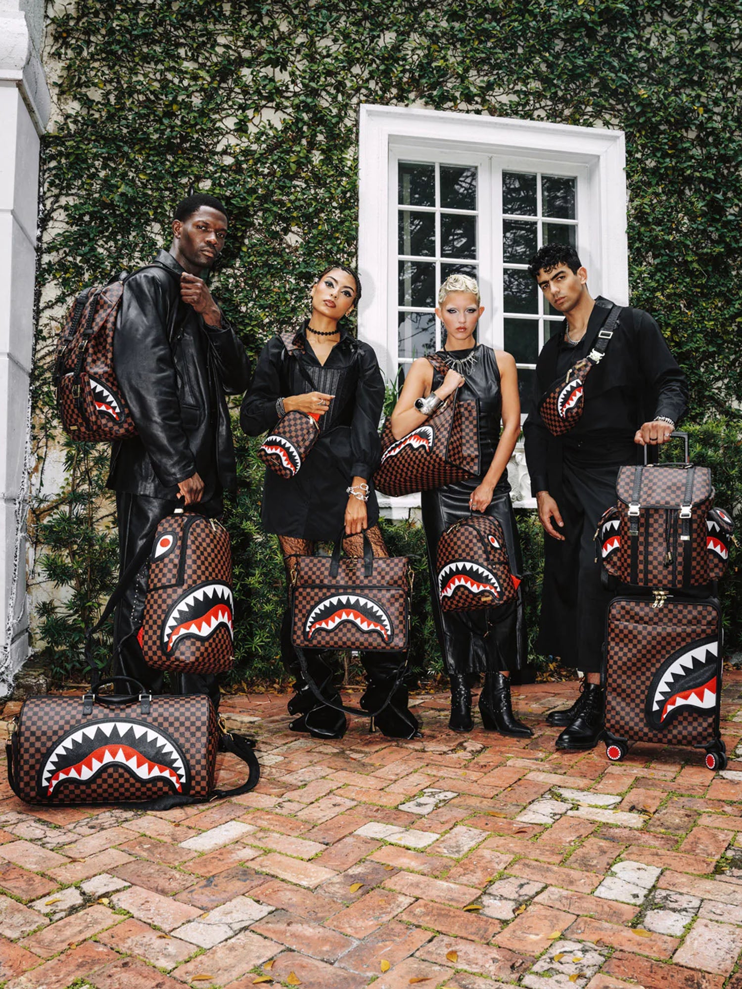 Sprayground Sawtooth Sharks In Paris Marrone