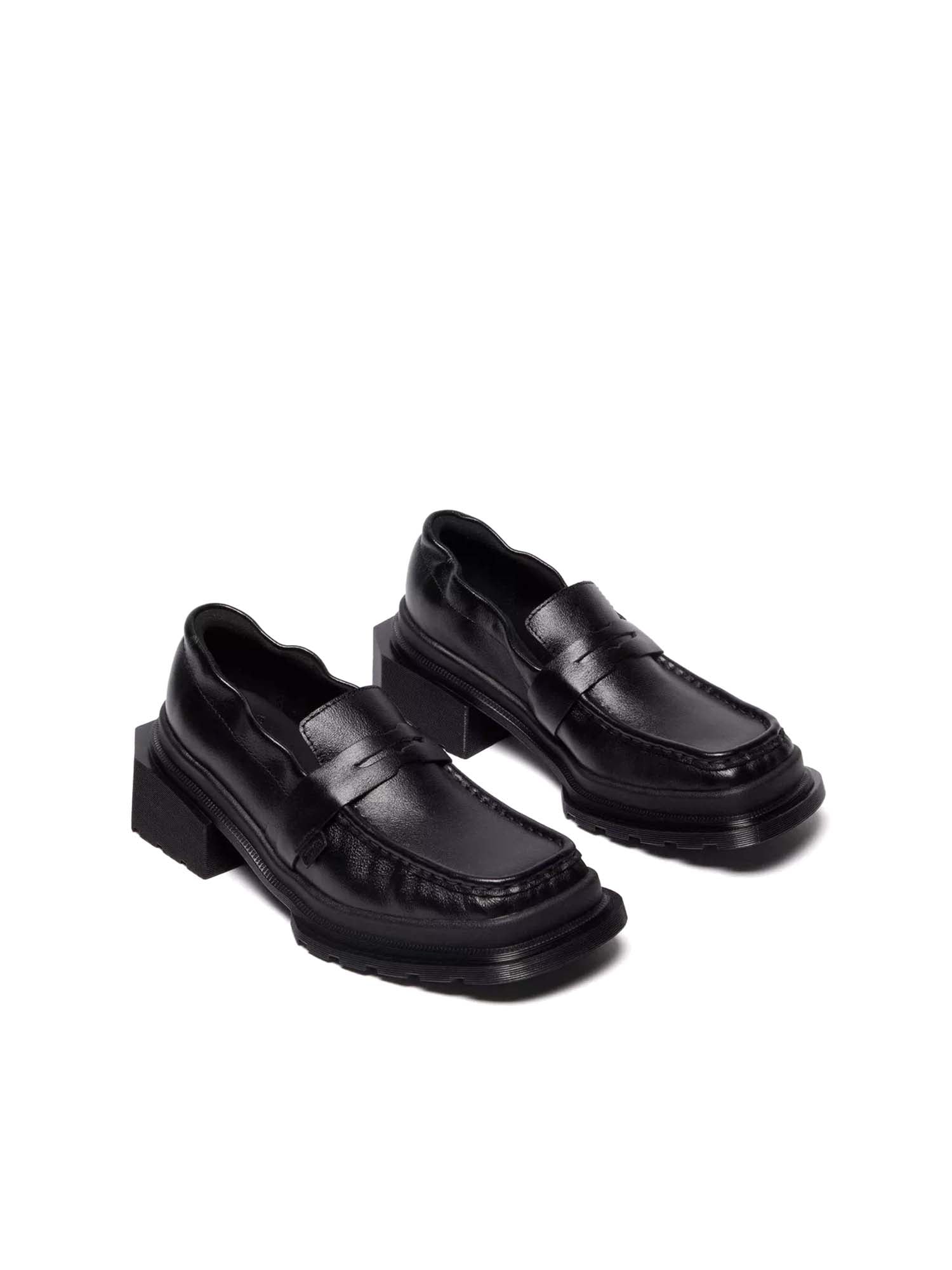 Dr. Martens Mocassini Maybole in Pelle Ruched con Punta Squadrata Nero