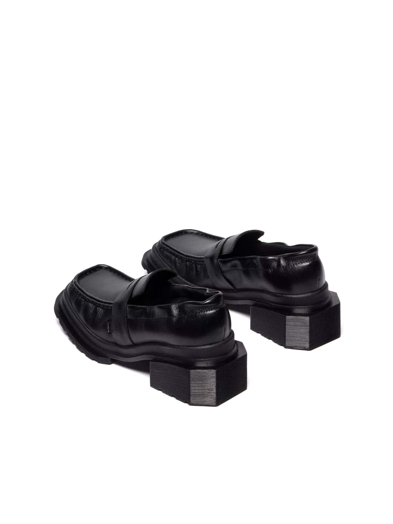 Dr. Martens Mocassini Maybole in Pelle Ruched con Punta Squadrata Nero