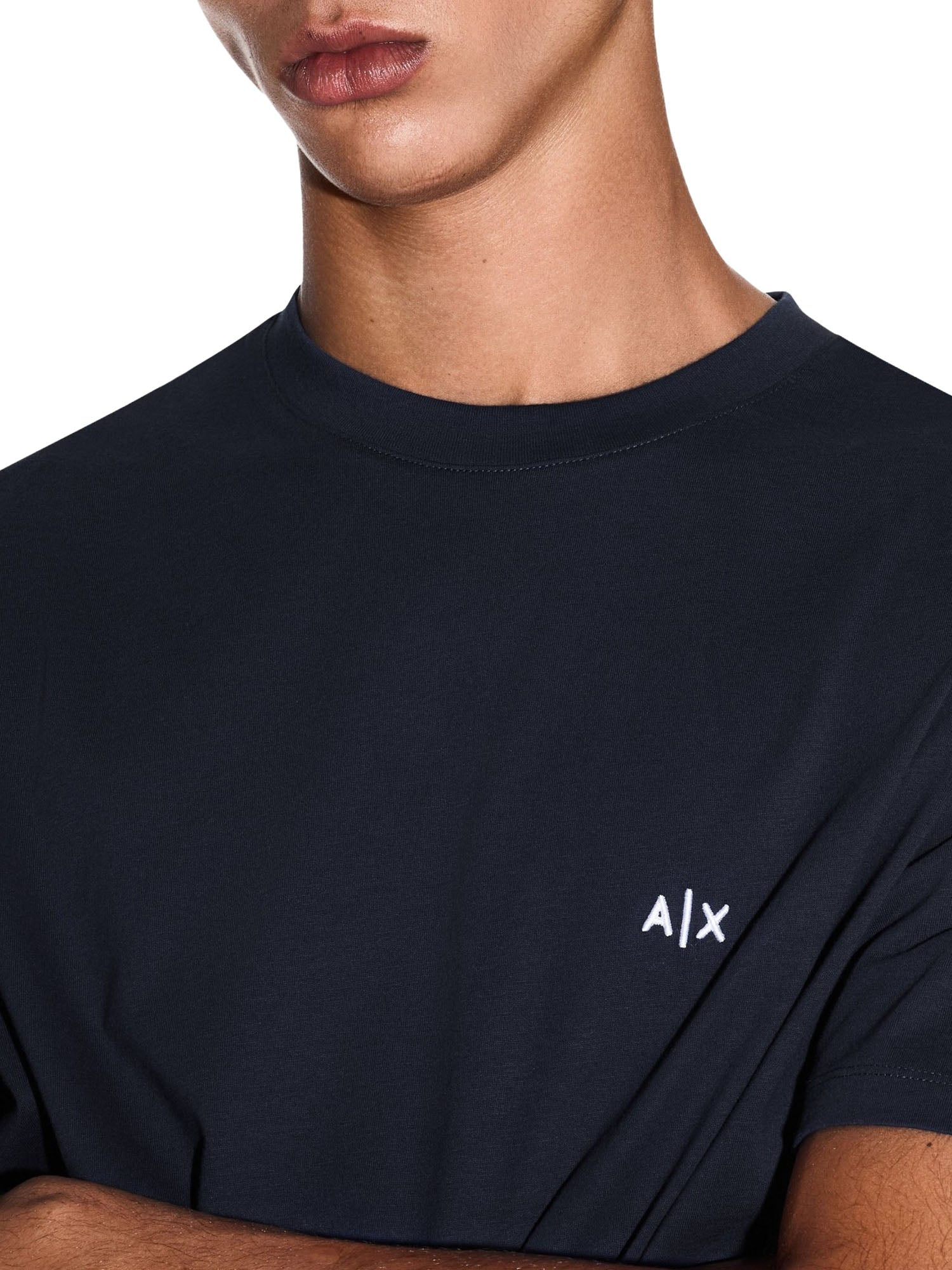 Armani Exchange T-shirt a manica corta con ricamo Blu
