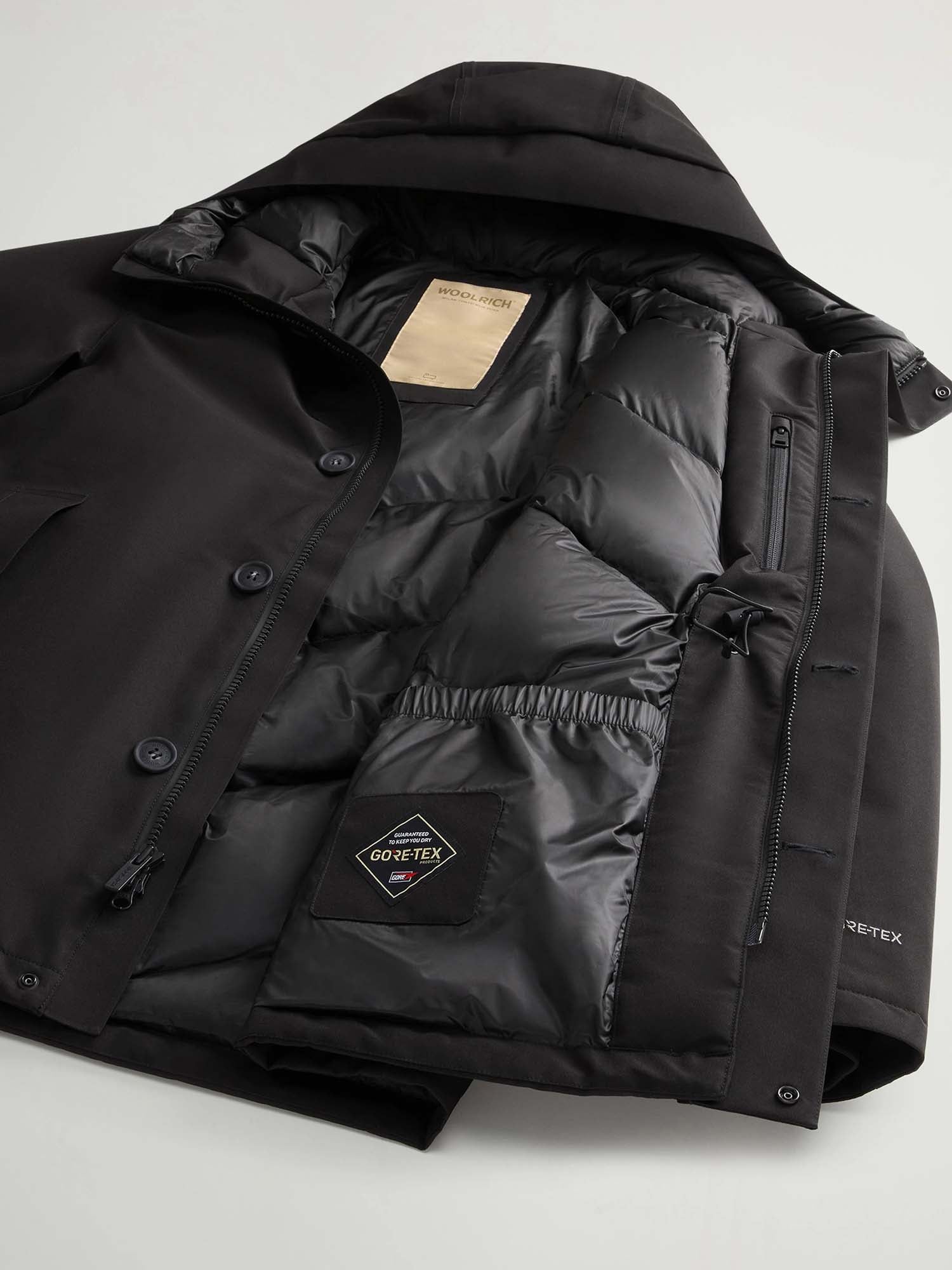 Woolrich Parka impermeabile in tessuto a due strati riciclato GORE-TEX Nero