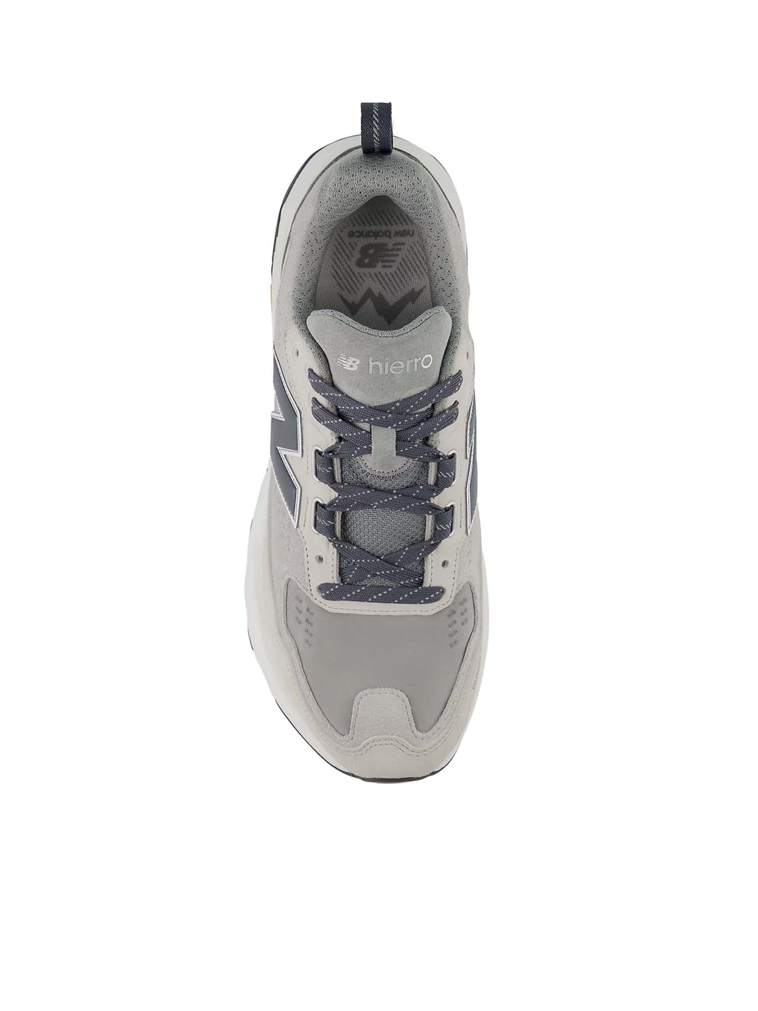 New Balance Scarpe Fresh Foam X Hierro Trek v9 Grigio