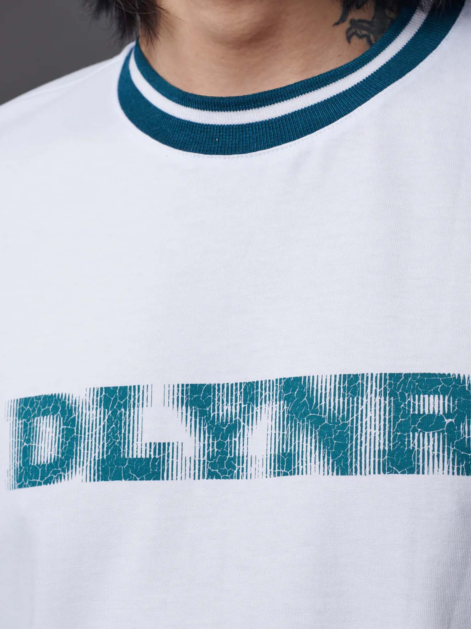 Dolly Noire Cracked DLYNR Over Tee Bianco