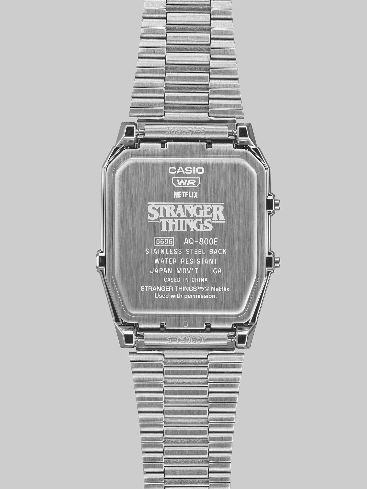 Casio Orologio Casio x Stranger Things AQ-800EST-1A Argento