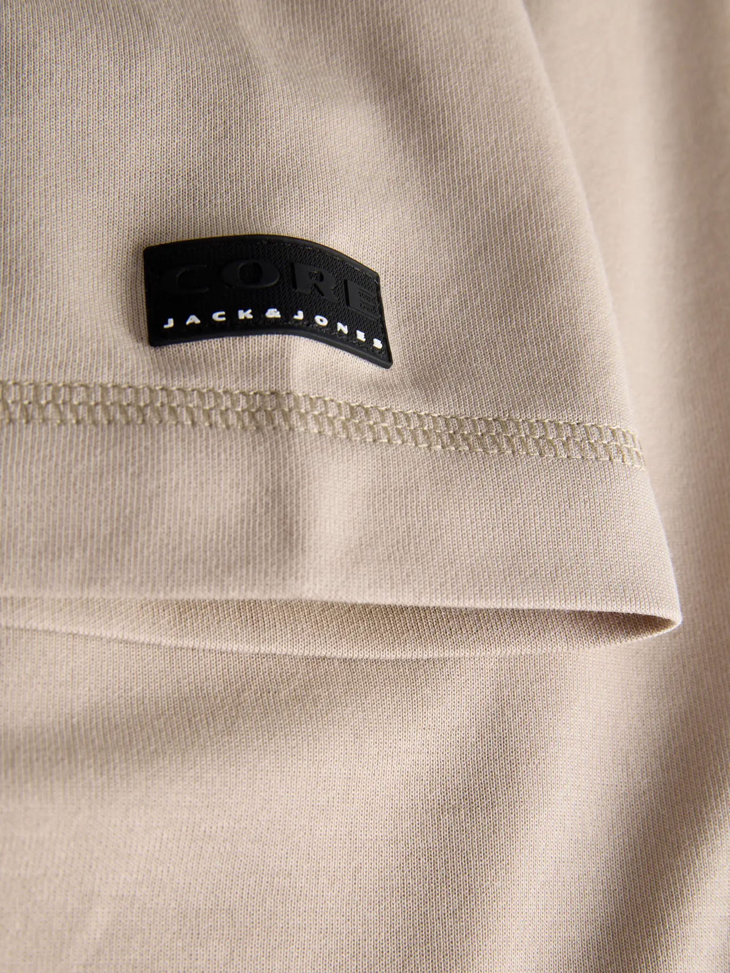 Jack & Jones T-shirt Jcofusion Badge Tee SS Crew Neck Beige