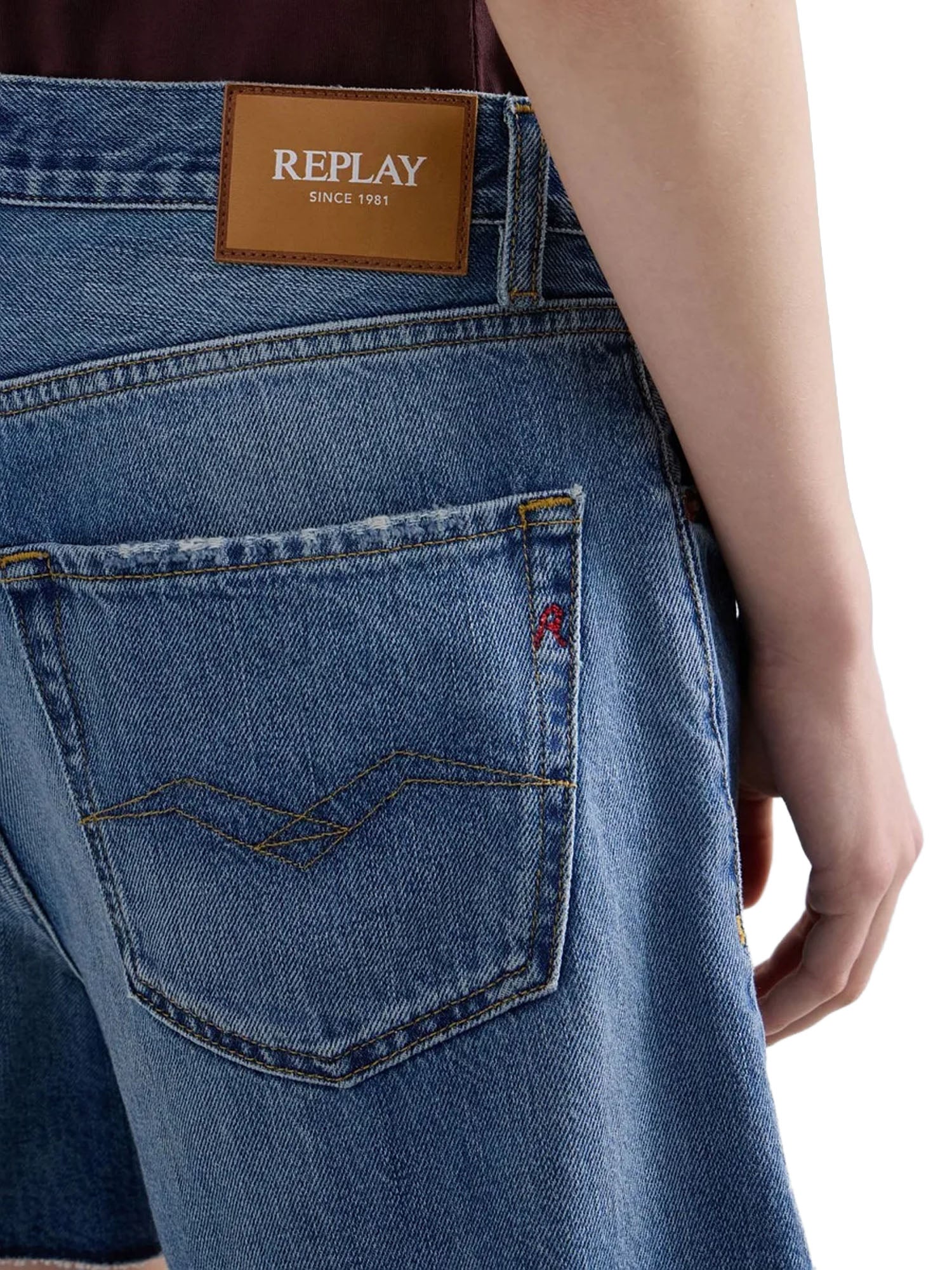 Replay Shorts Straight Fit in Denim Blu