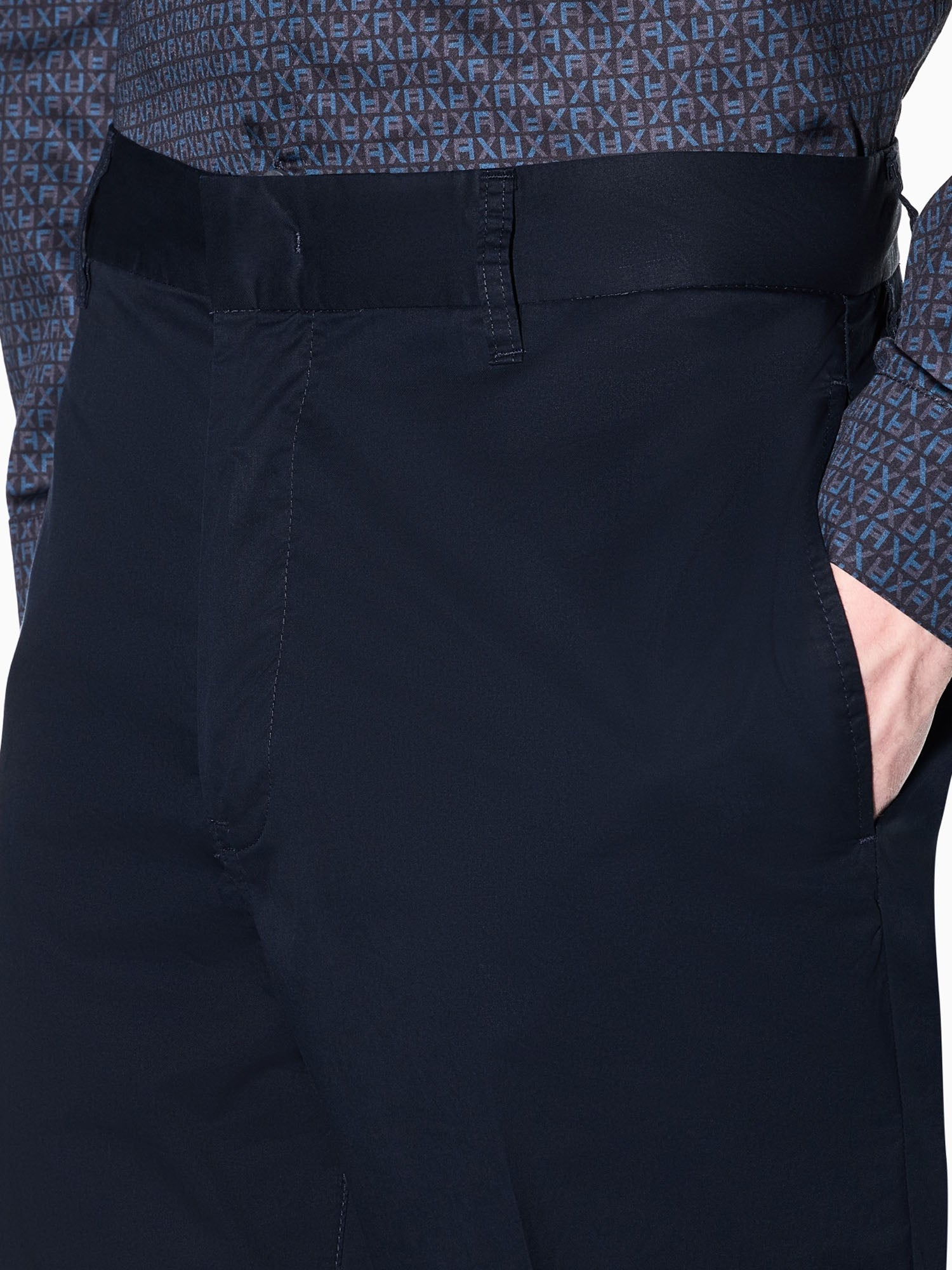 Armani Exchange Pantaloni Classici in Twill di Cotone Comfort Blu