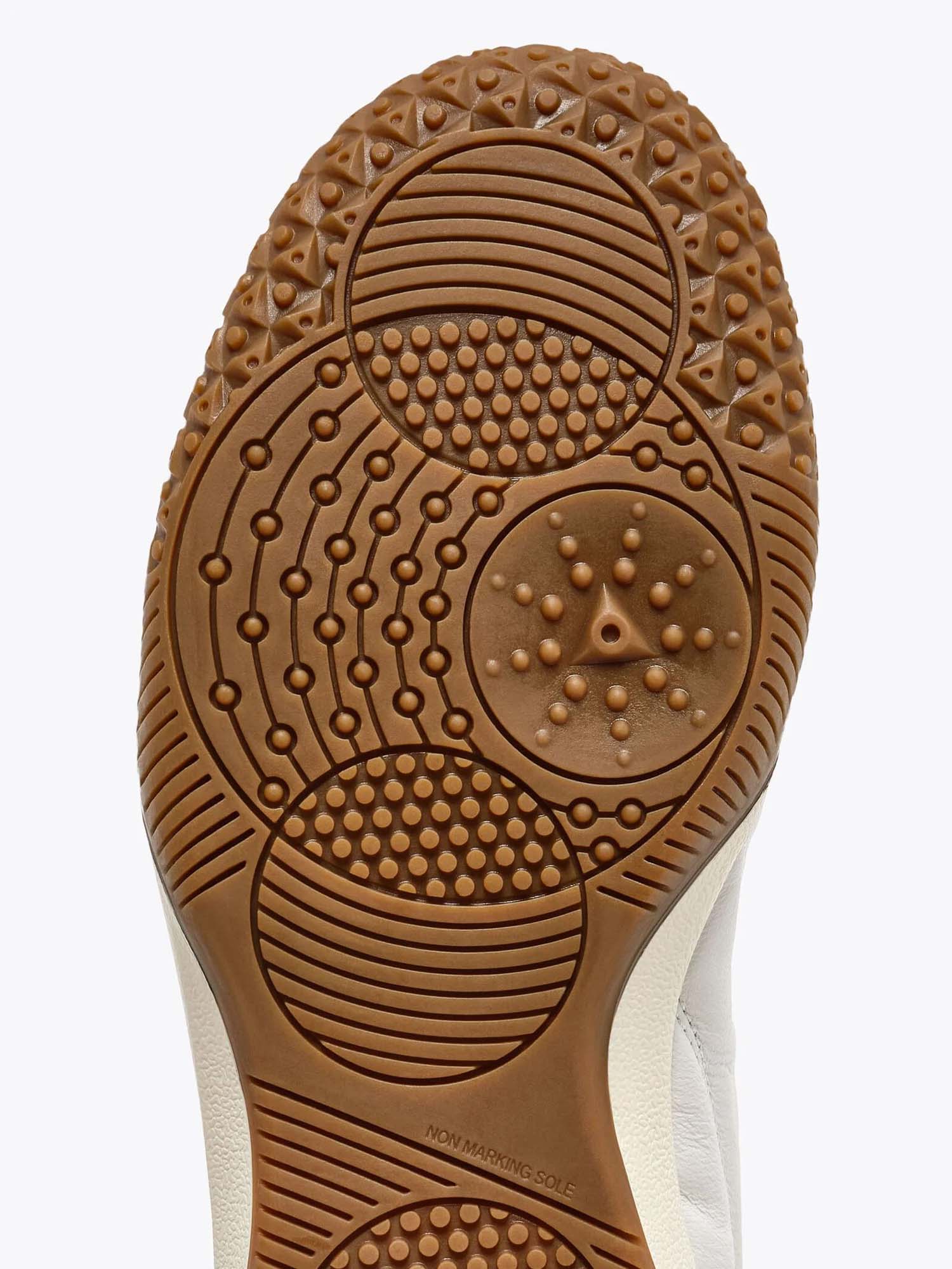 Diadora Gold Indoor Shoes €130,00 EUR | Banana Benz