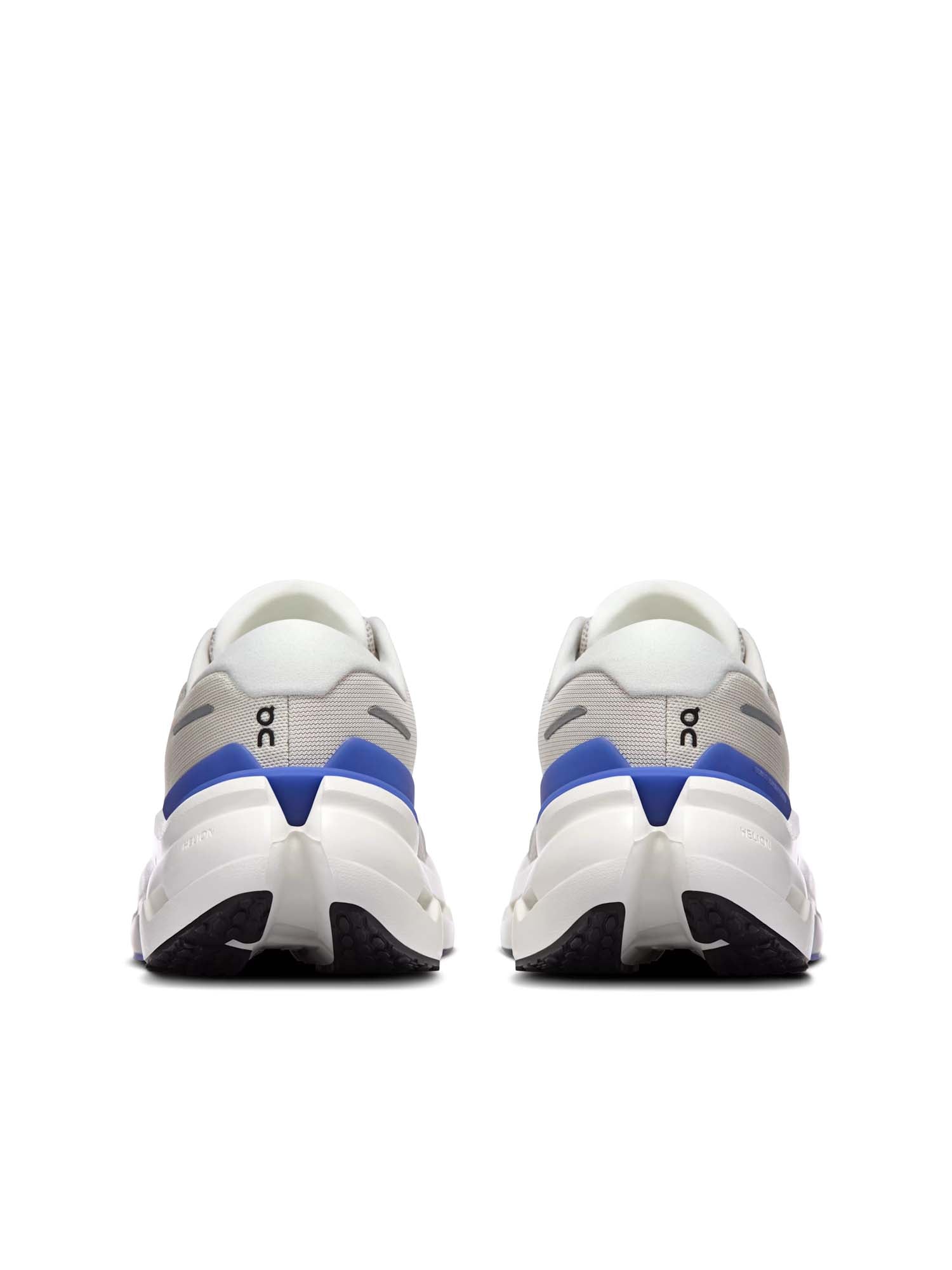 On Scarpe Cloudrunner 3 da uomo Grigio