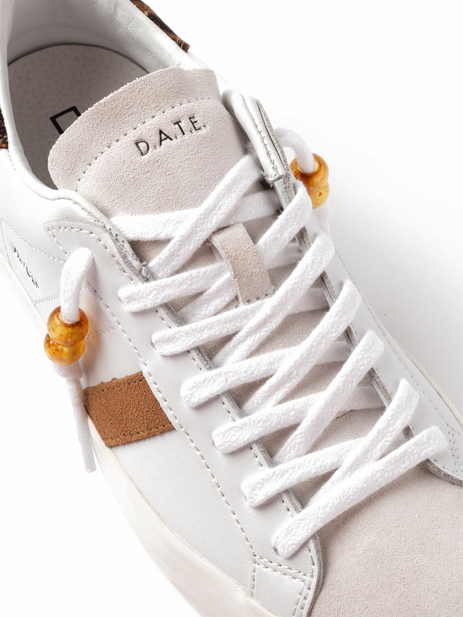 D.a.t.e. Hill Low Calf Bianco