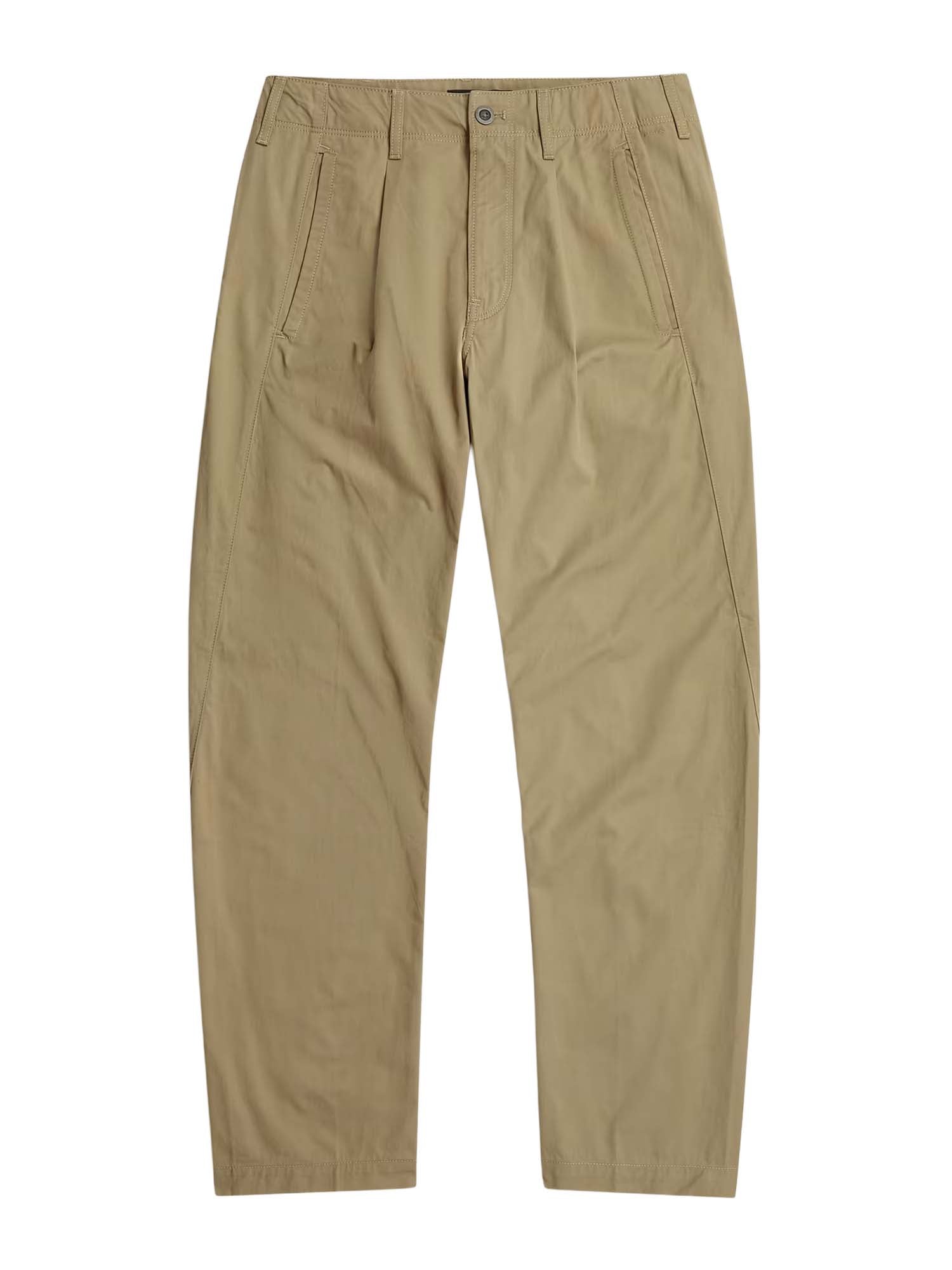 Pantalon chino plissé ample et fuselé