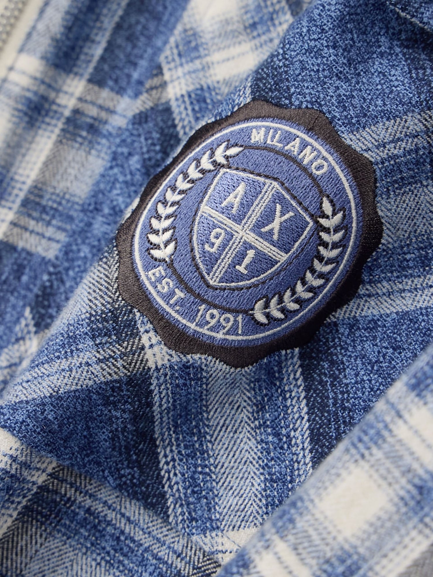Armani Exchange Camicia Crossover in flanella a quadri con zip Blu