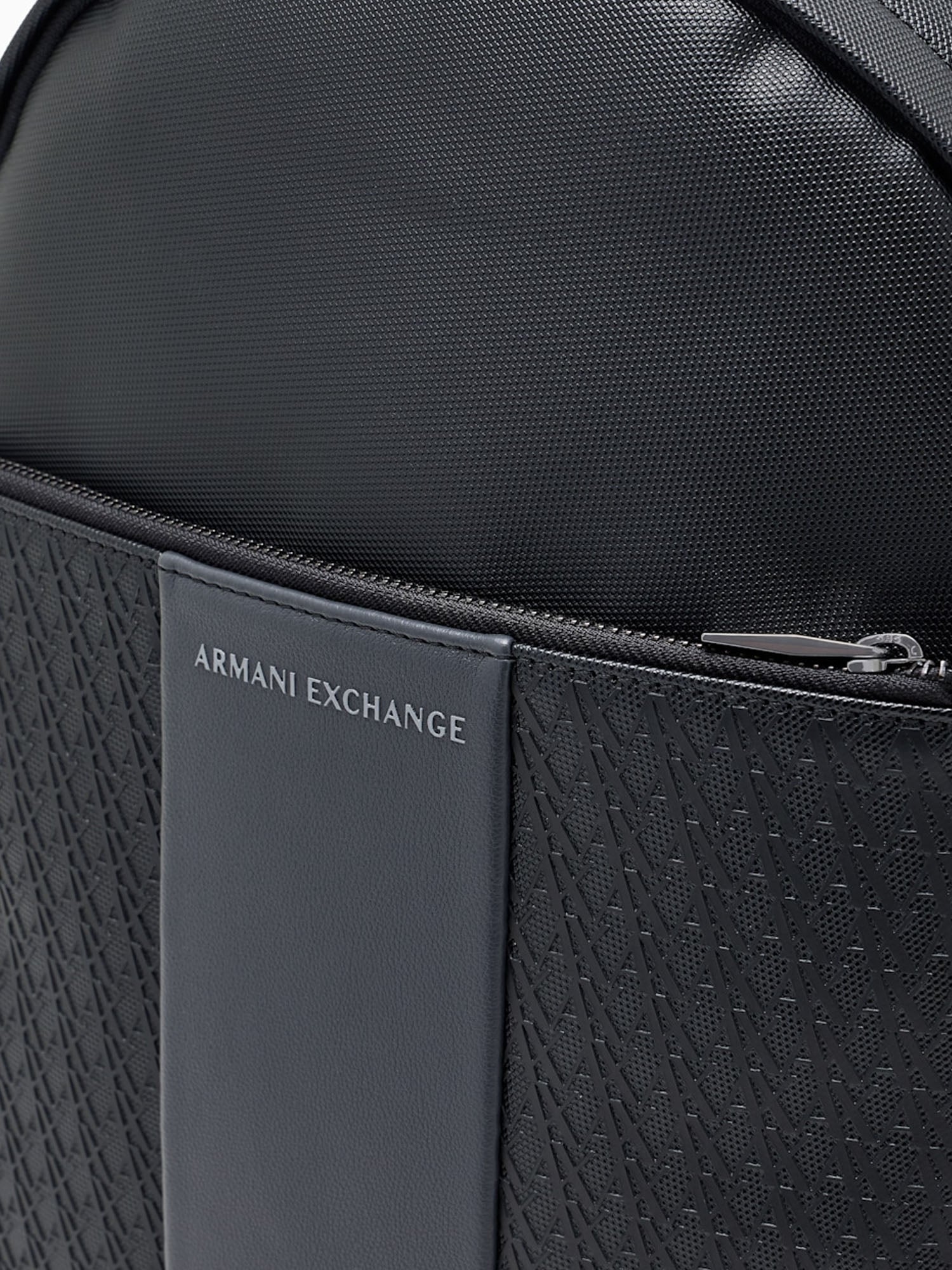 Armani Exchange Zaino con banda a contrasto con logo e tasca frontale Nero