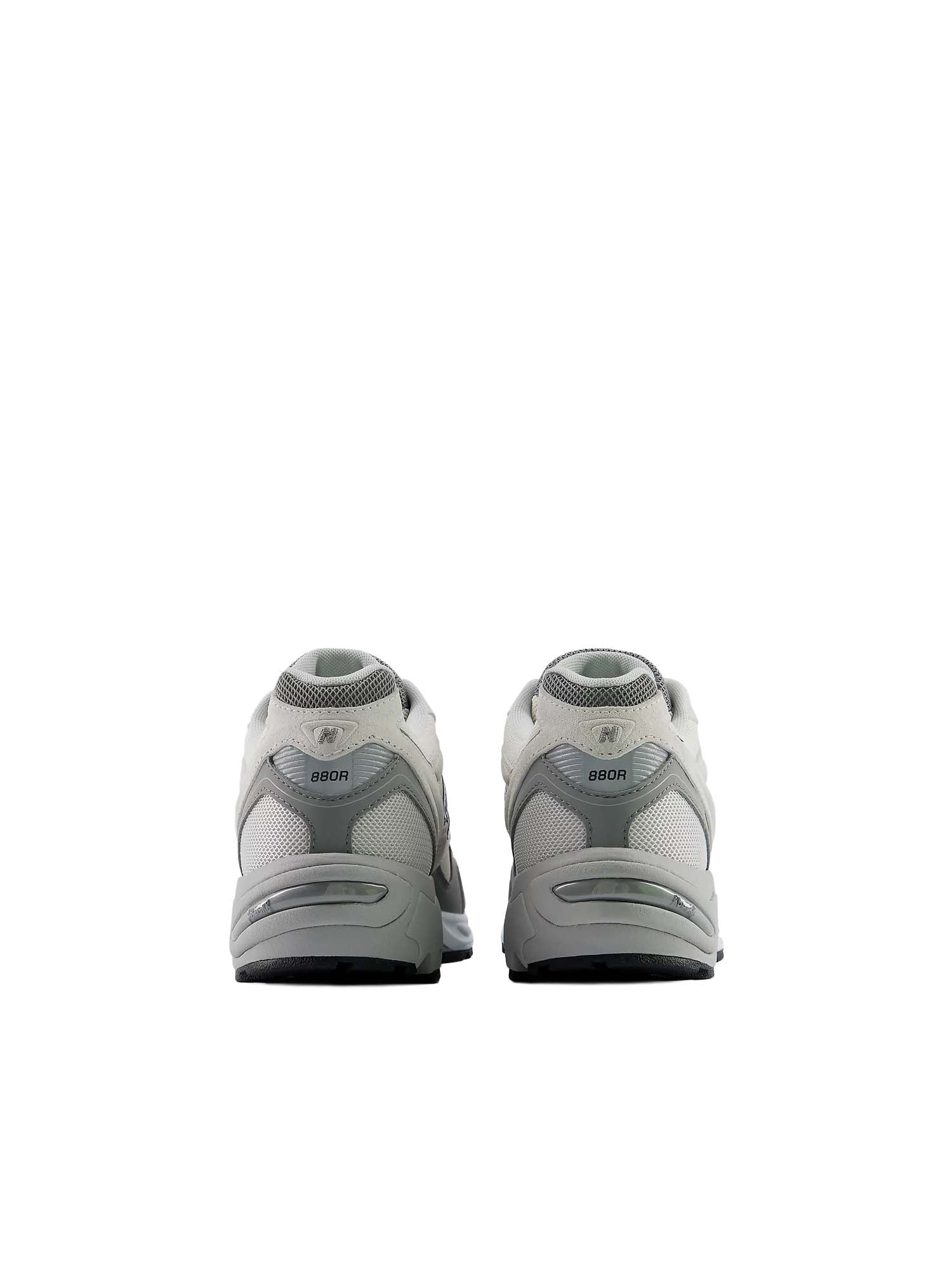 New Balance Scarpe 880R Grigio