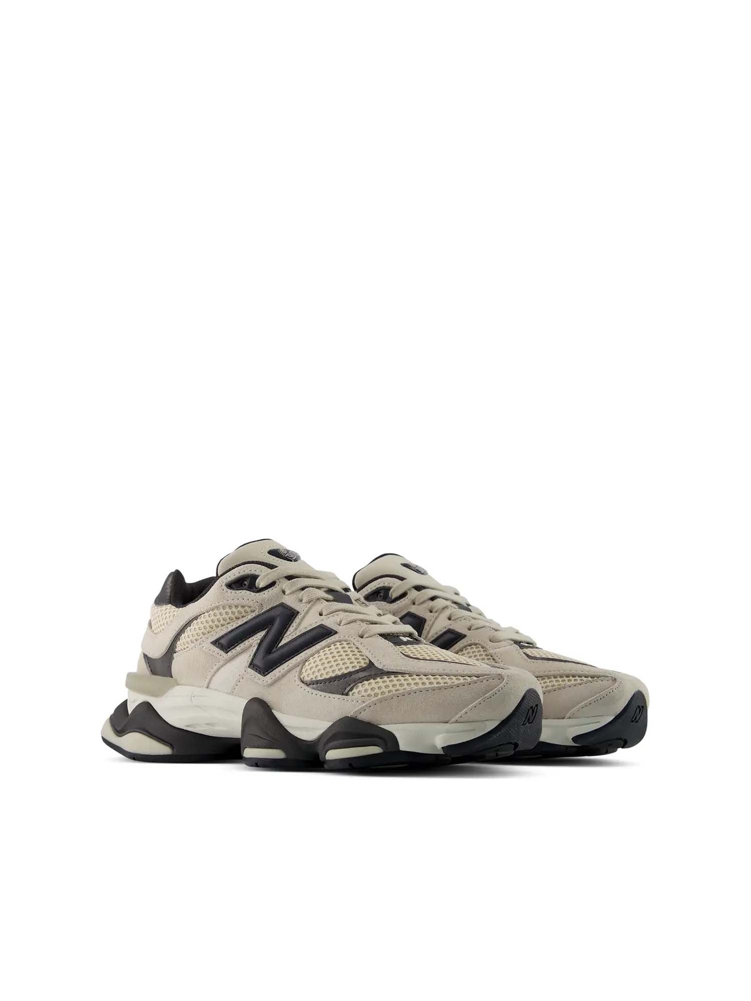 New Balance Scarpe 9060 Beige