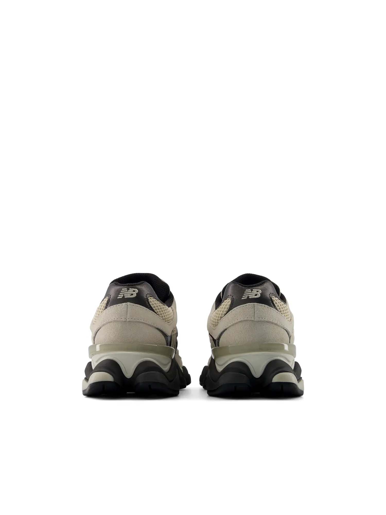 New Balance Scarpe 9060 Beige