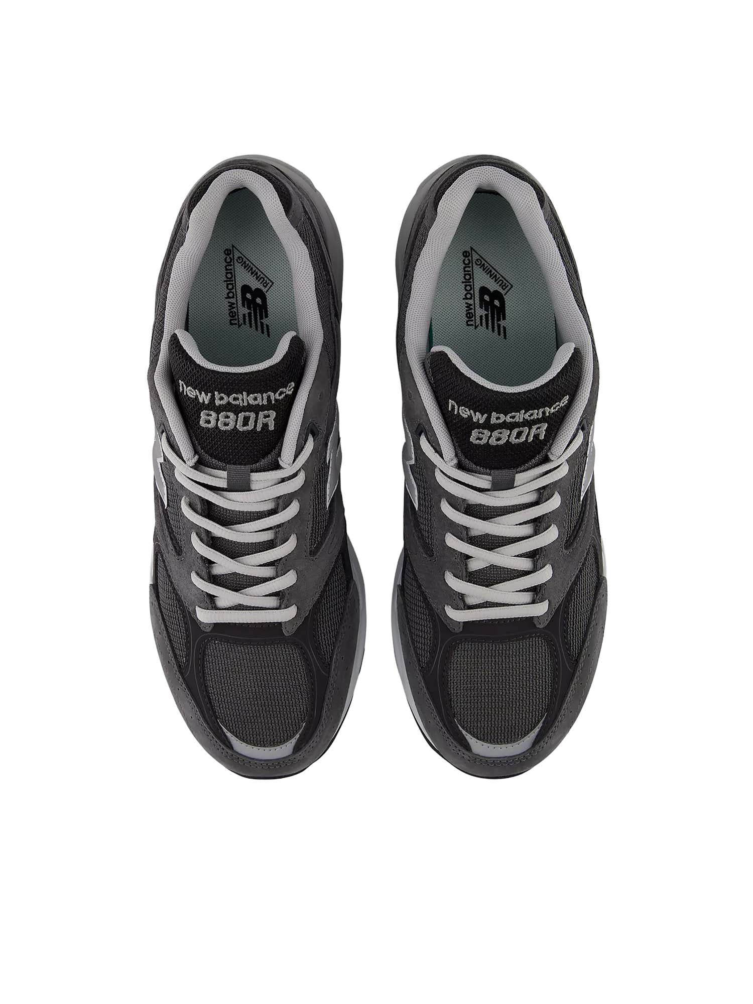 New Balance Scarpe 880R Grigio