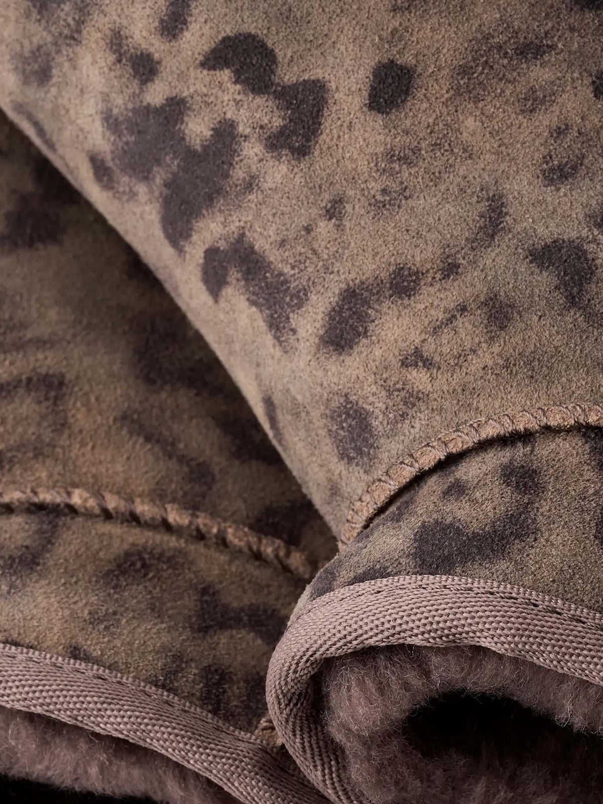Ugg Scarpe Classic Ultra Mini Spotted Boot da donna Marrone