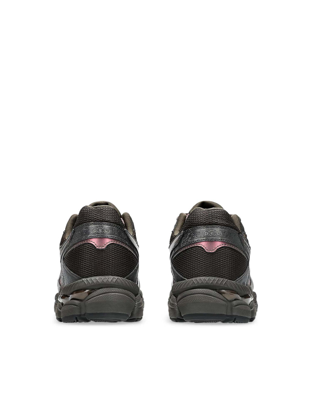 Asics Scarpe GEL-CUMULUS 16 Marrone