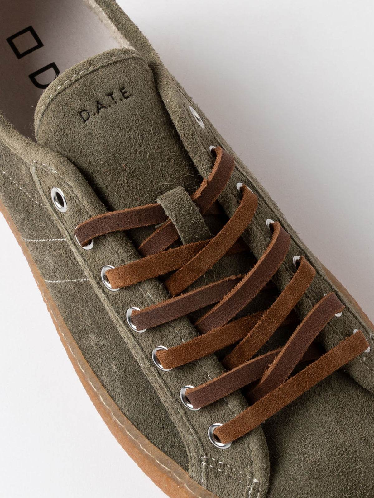D.a.t.e. Tender Suede Verde
