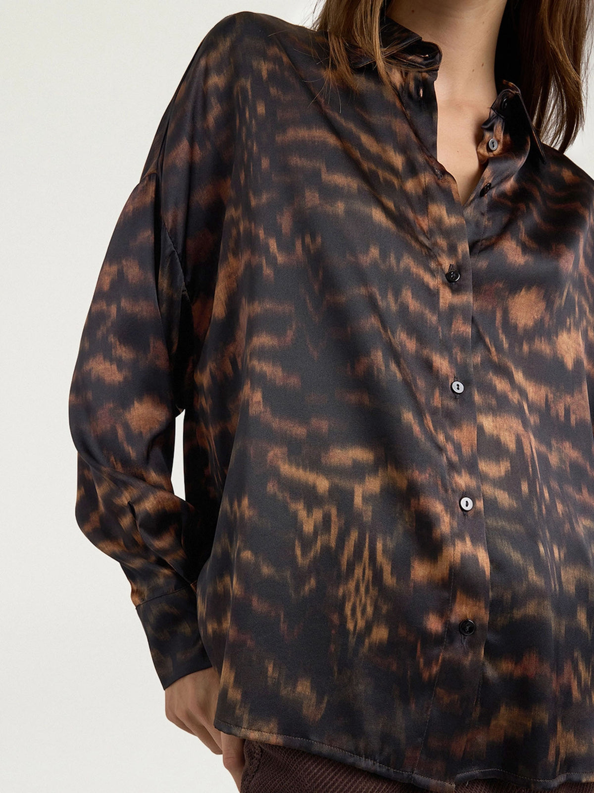 Momonì Camicia Flau in raso stretch di seta stampata Multicolore