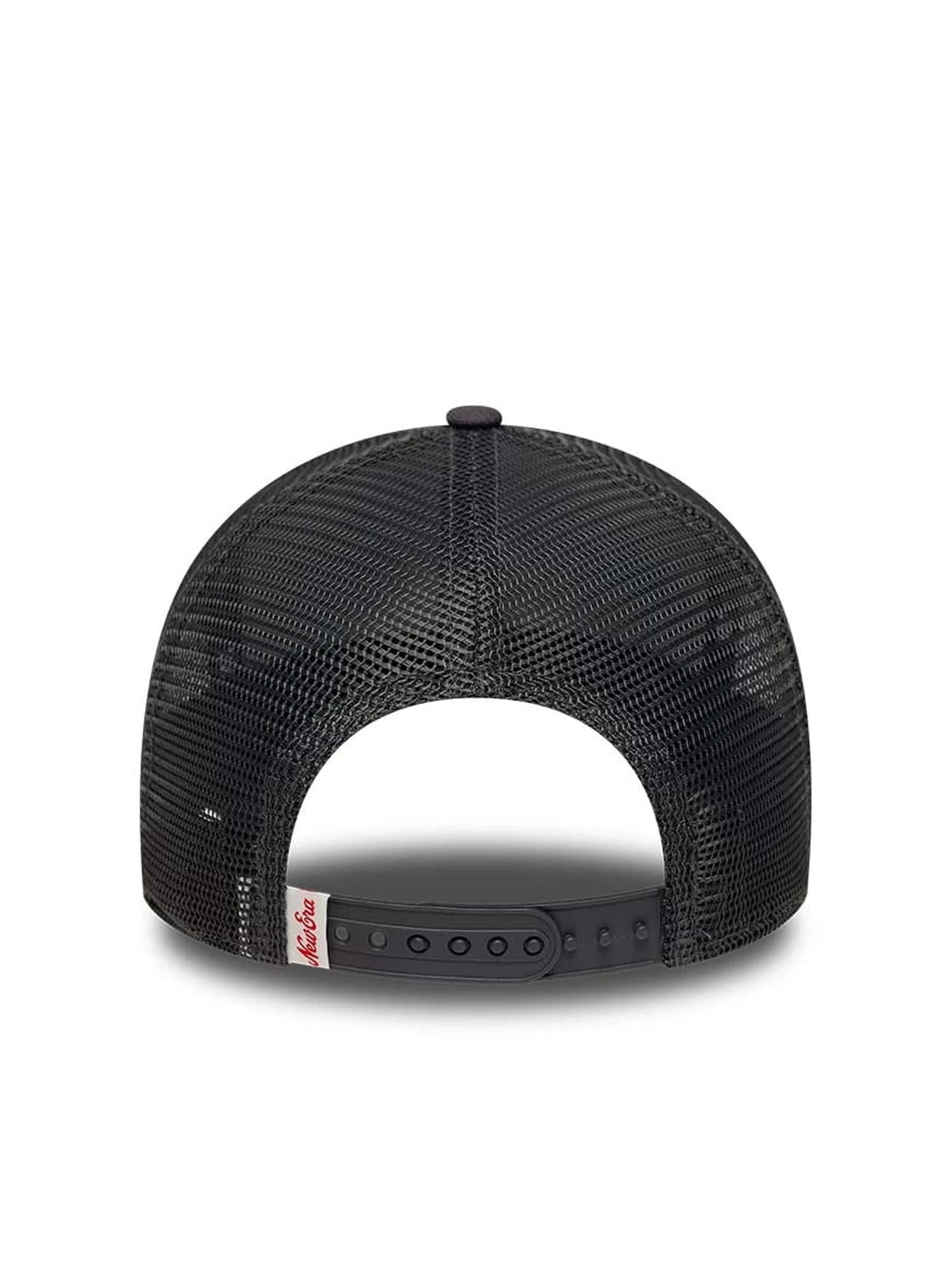 New Era Cappellino 9FORTY E-Frame Trucker New Era Distressed Patch Nero