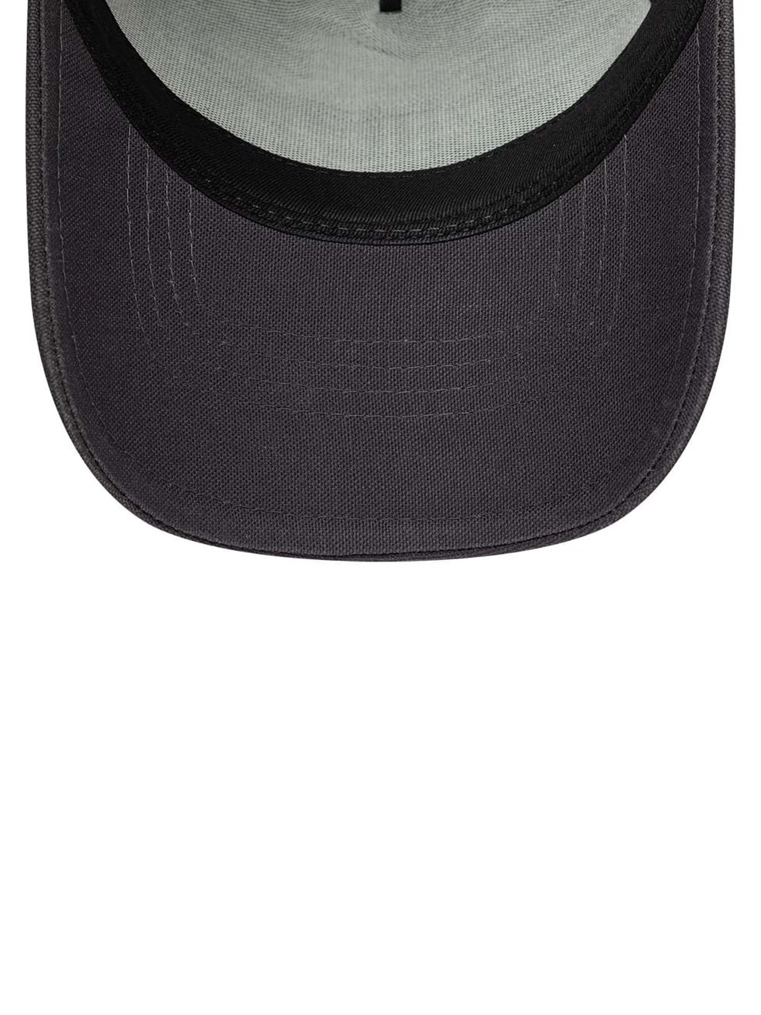 New Era Cappellino 9FORTY E-Frame Trucker New Era Distressed Patch Nero