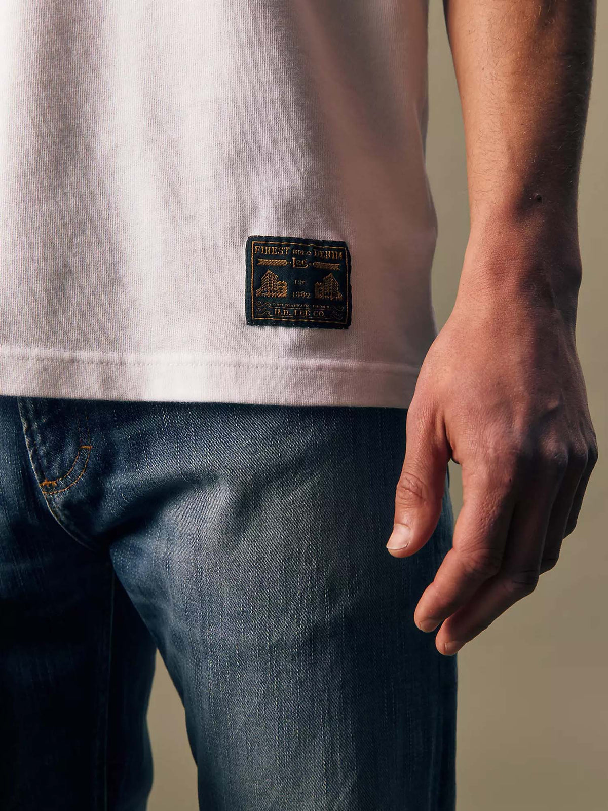 Lee Gold Regular Tee Bianco