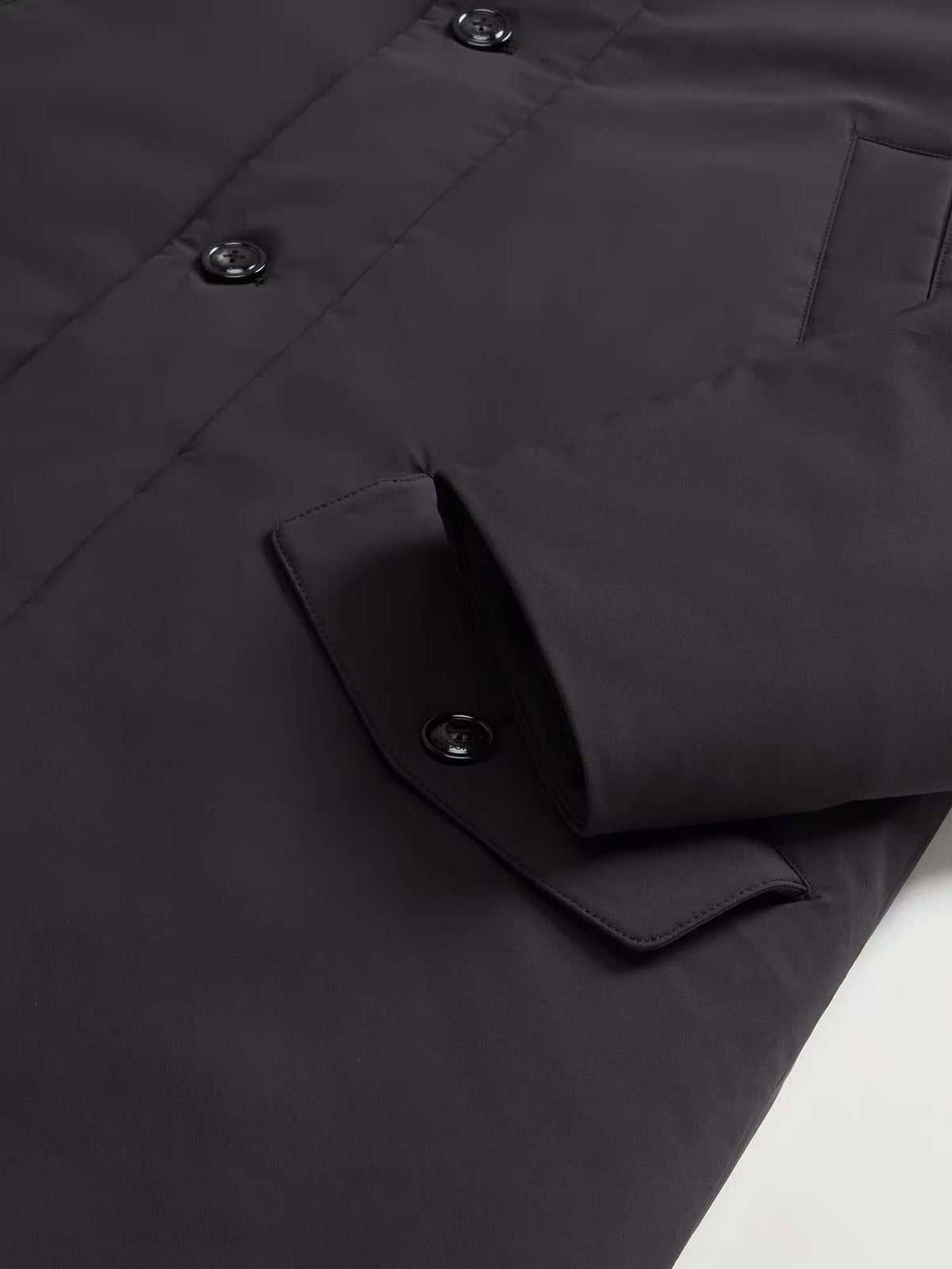 Woolrich Parka in Light Stretch imbottito con cappuccio Nero
