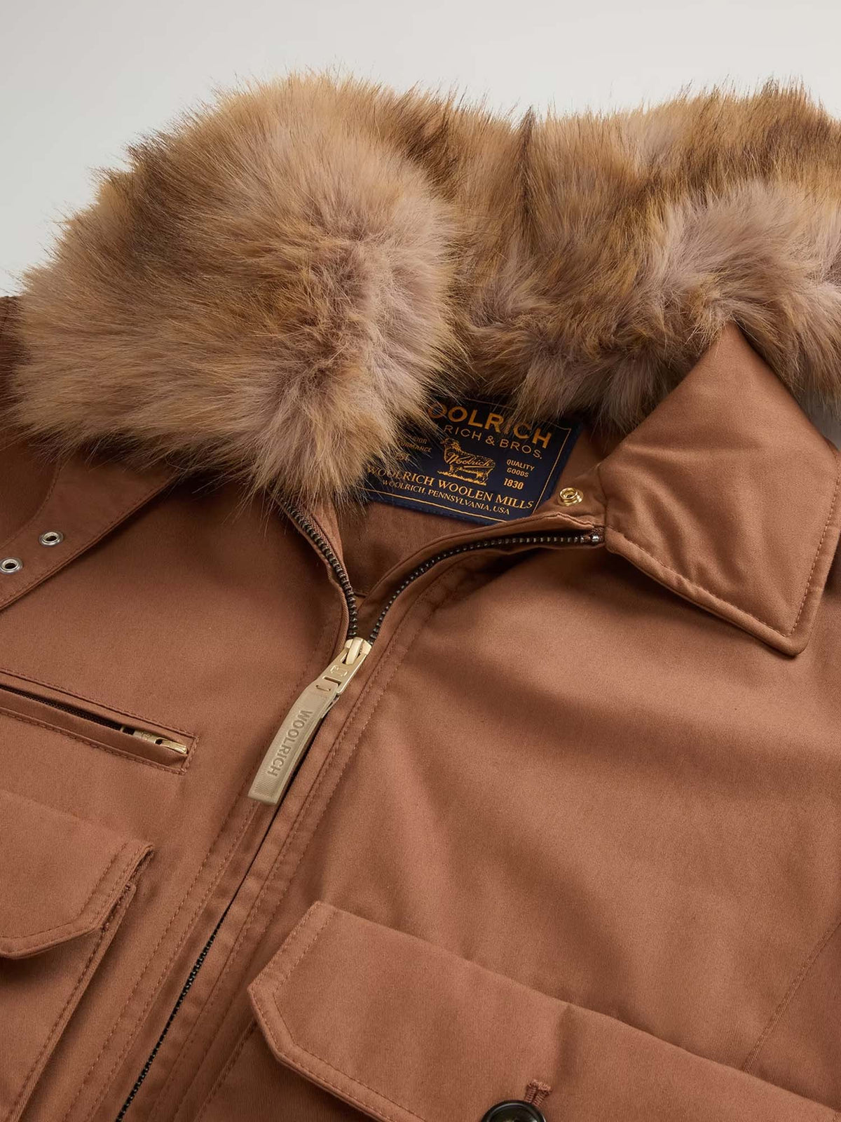 Woolrich Bomber imbottito in Best Cotton Marrone