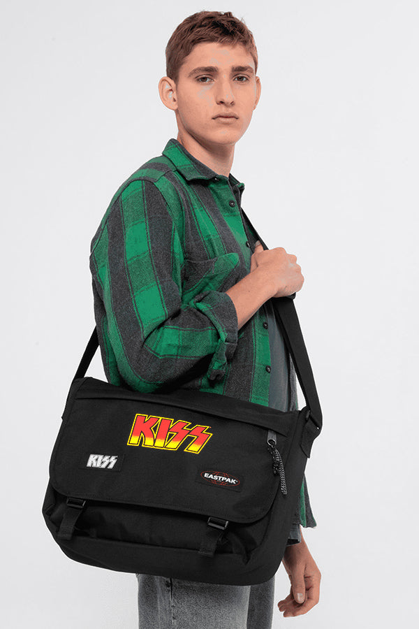 Borsa A Tracolla Eastpak Delegate+ - 20 Litri, Scomparto Laptop 17", Design Funzionale - Foto 8