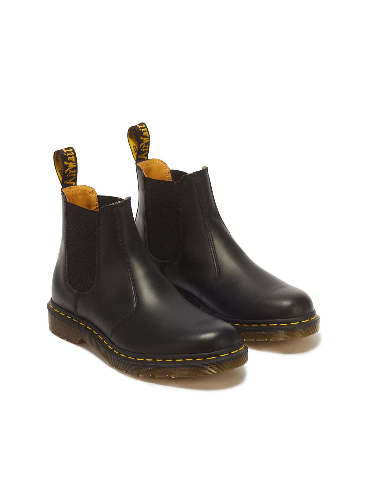 Dr. Martens Stivaletti Chelsea di pelle 2976 con cuciture gialle Smooth Nero