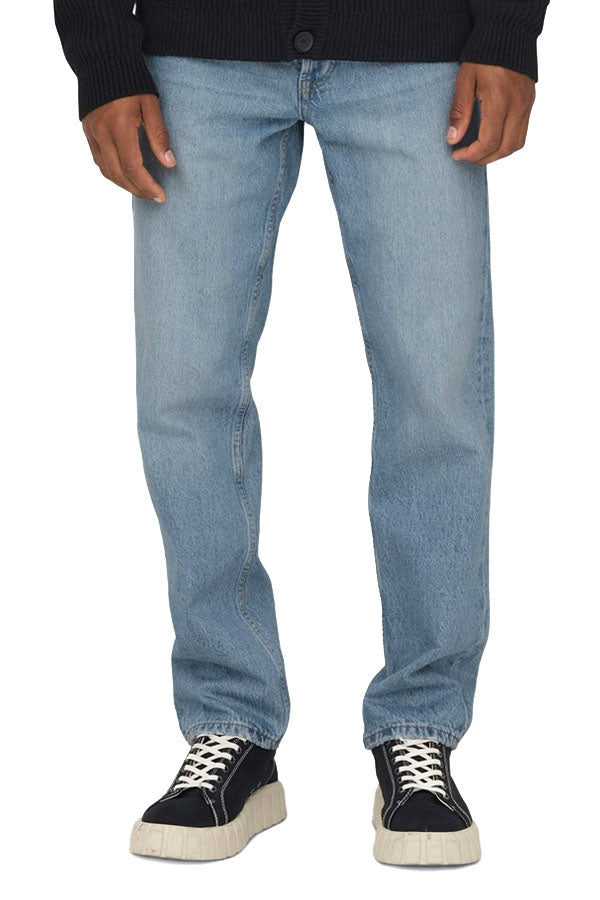 Edge Loose Jeans